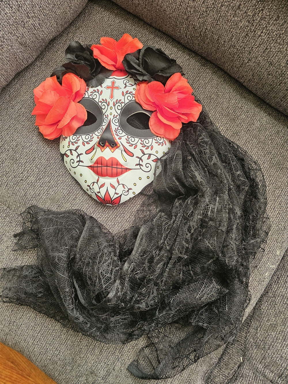 Day of the Dead Floral Veil Mask - Black and Red